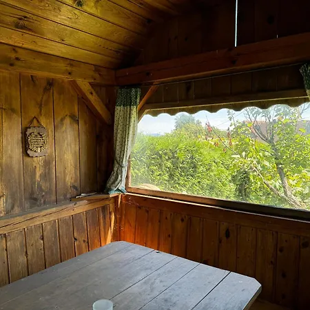 ホームステイ Baba Yaga Deutsch Goritz